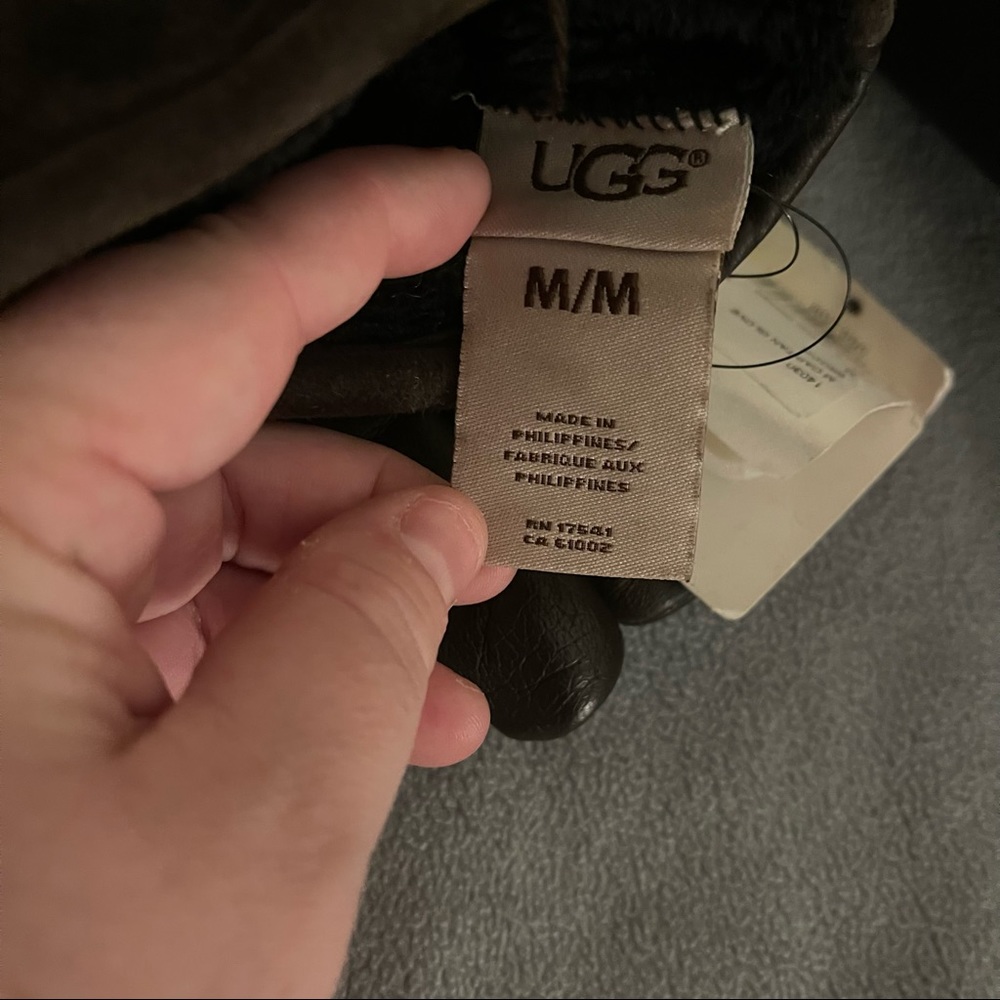 UGG brown leather captain gloves size medium - Picture 4 of 6